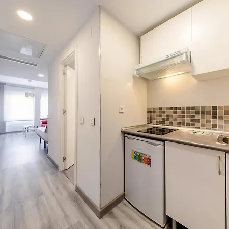 Calm * إشبيلية