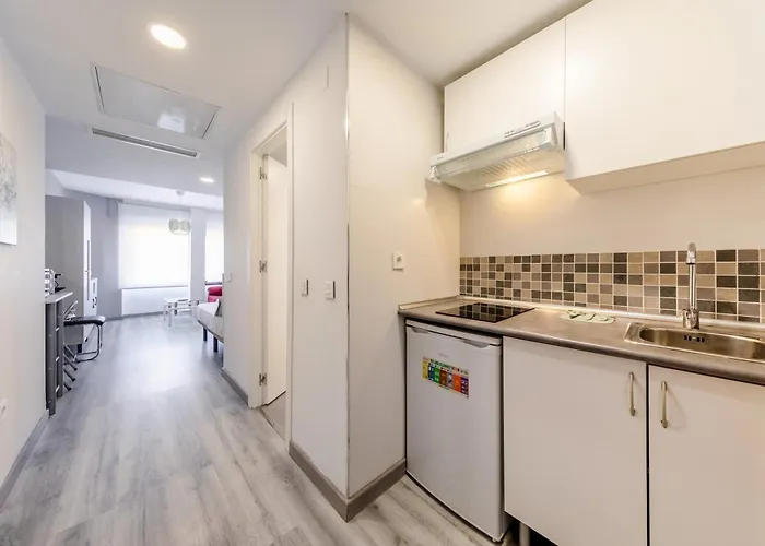 Calm * إشبيلية